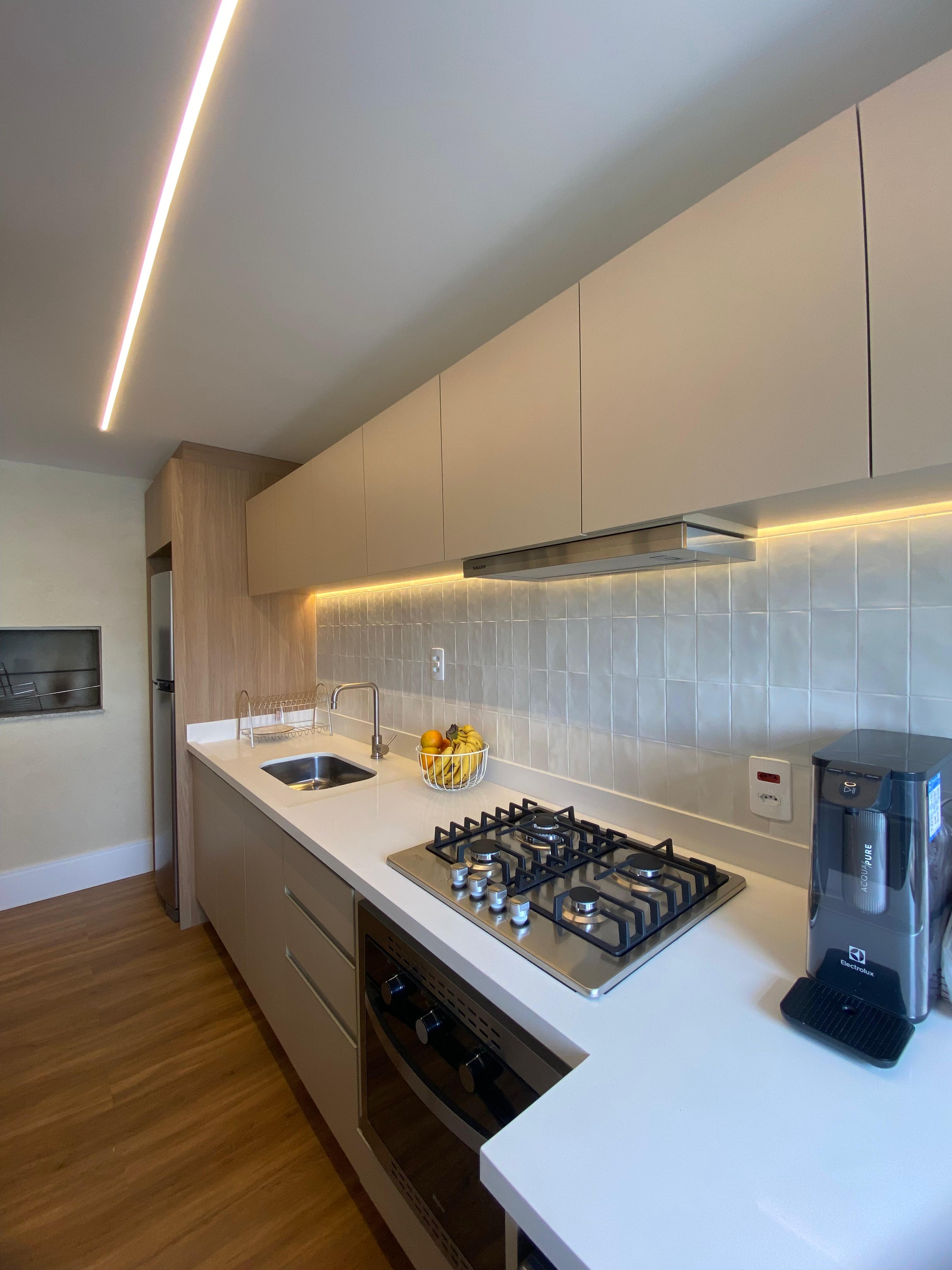 Cozinha — vista geral do ambiente integrado